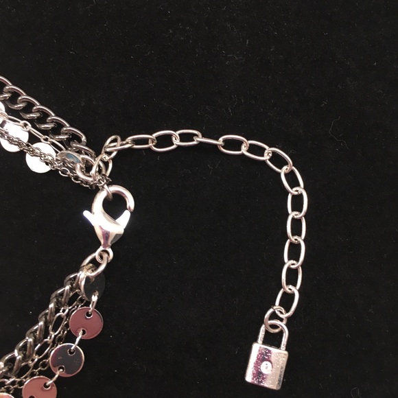 Chaps Necklace - Picture 4 of 5